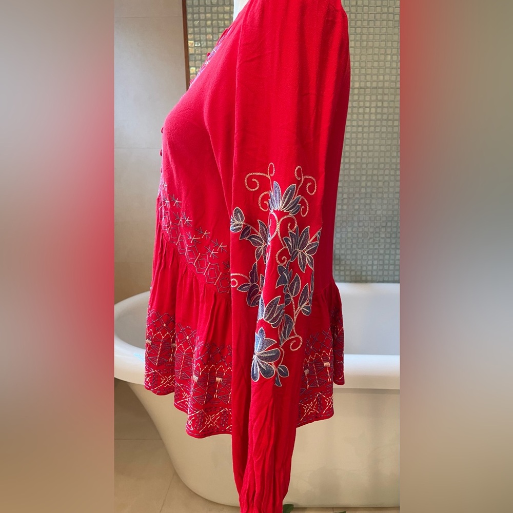 Hale Bob Donatella top in red  with embroidery Medium - Picture 4 of 8